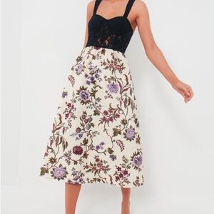 Tuckernuck Black and Cream Floral A-Line Skirt